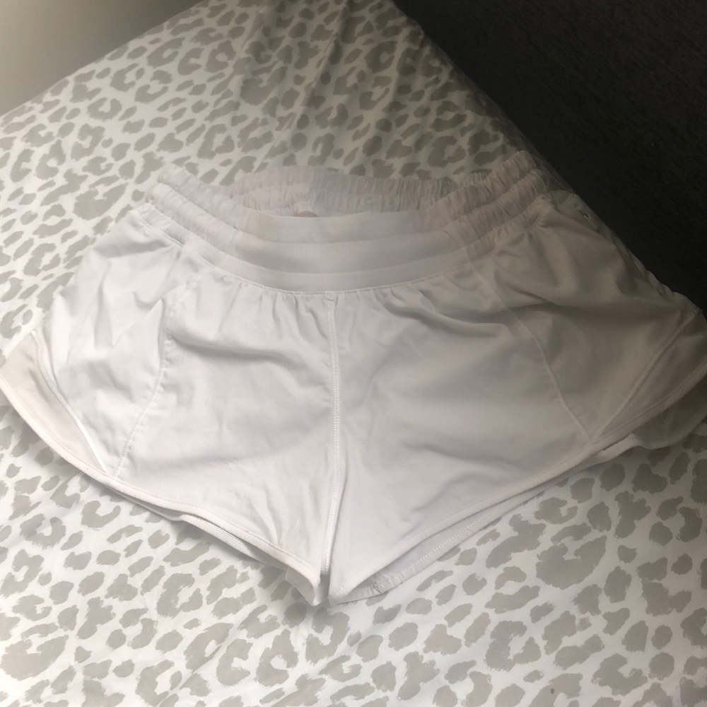 COPY - White Lululemon Hotty Hot Shorts 2.5 inch